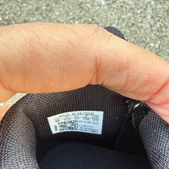 Adidas kids hoops mid 3.0 new - Picture 3 of 4